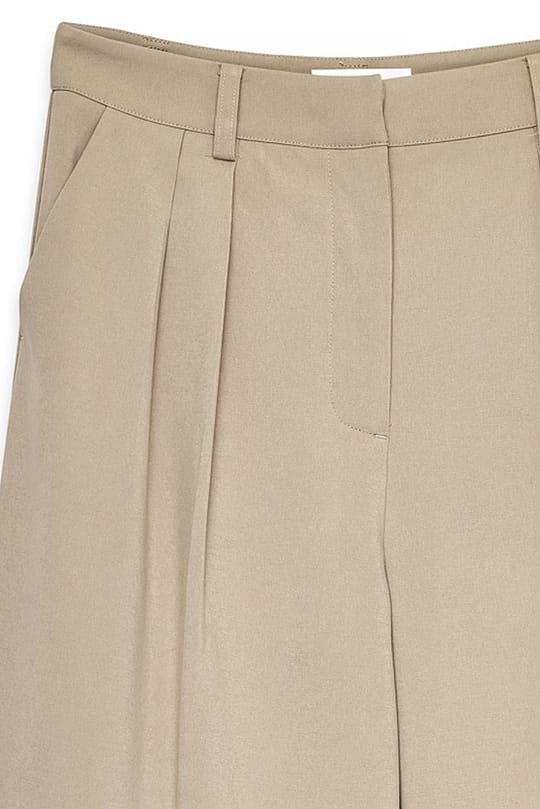 Wide-Leg Beige Pleated Pants