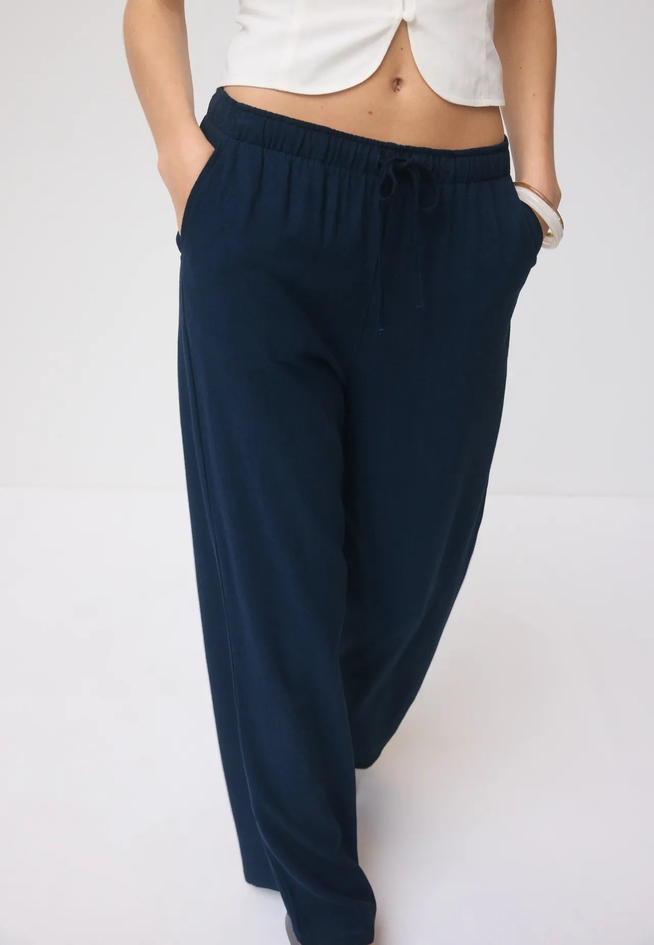 Straight-Leg Dark Navy Linen Pant