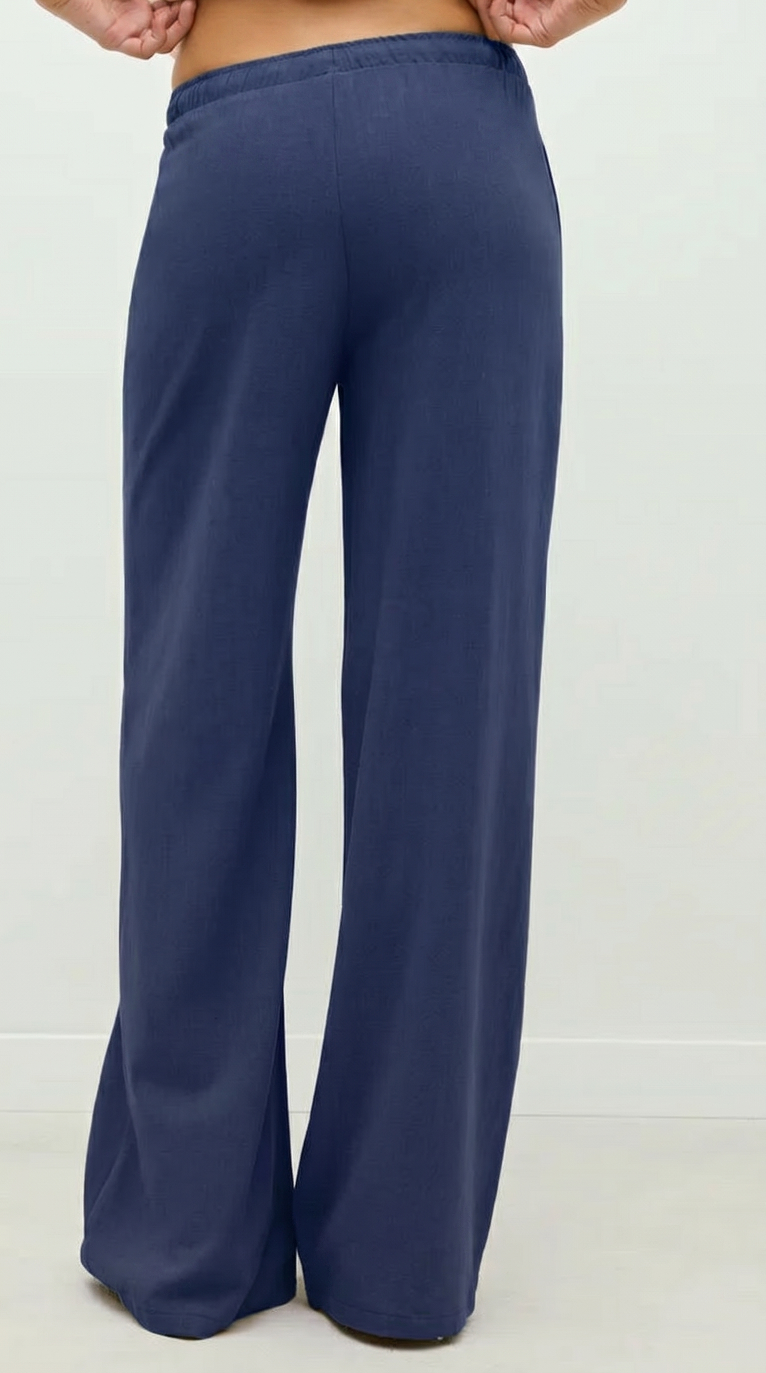 Straight-Leg Indigo Linen Pant